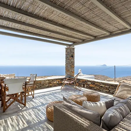 Ferienhaus Avra House