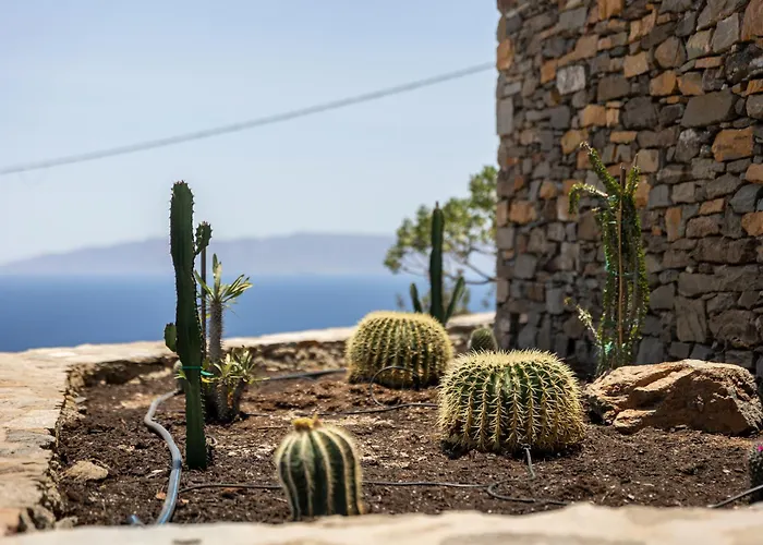 Avra House Semesterbostad *