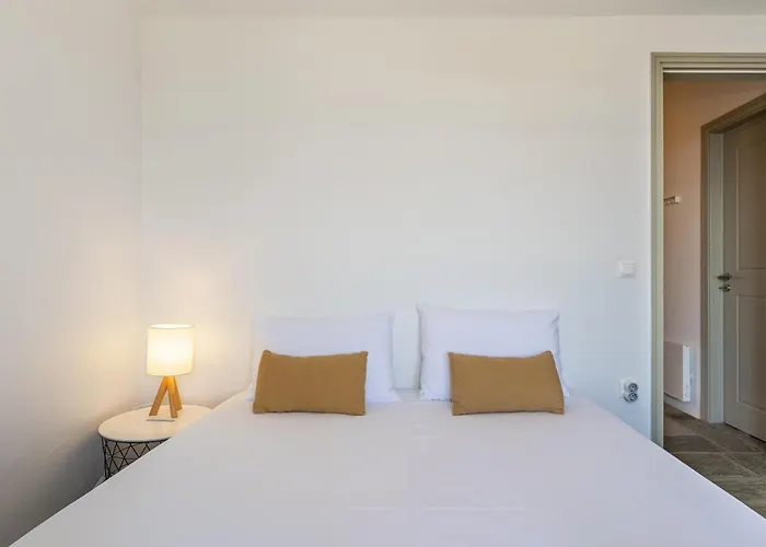 Avra House Semesterbostad