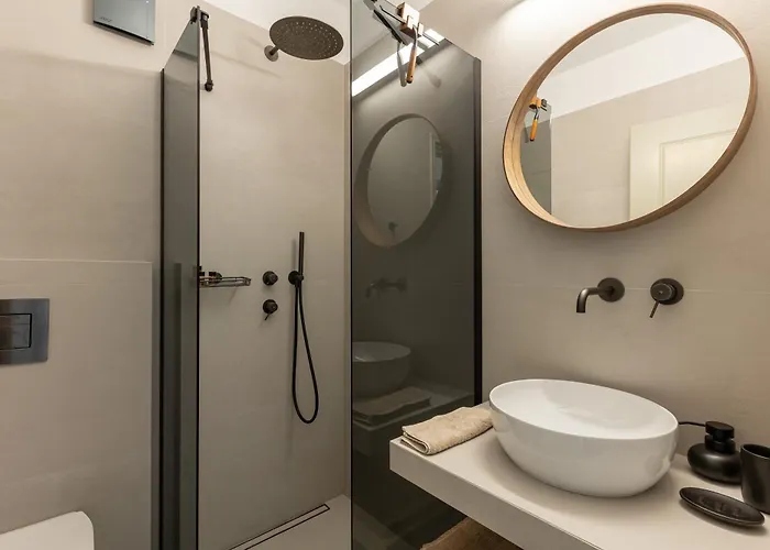 Semesterbostad Avra House